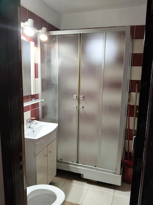 De închiririat apartament cu 2camere - imagine 5