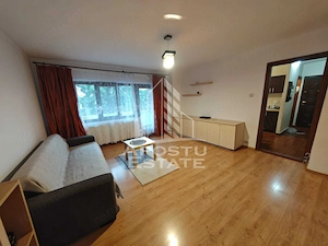 Apartament cu 2 camere de închiriat- centrala proprie,zona Baba Dochia