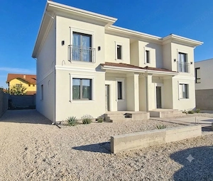 Duplex cu pozitie centrala in Dumbravita