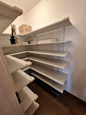 2 camere, Etaj 1, Braytim, 55 mp utili, balcon 10mp, loc parcare, mobilat, utilat, centrala  - imagine 2