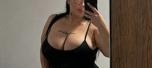 Bruneta cu forme Zona Tomis 3