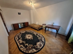 Apartament 3 cam. decomandat, 74 mp, 2 intrări separate, centrala, boxa proprie, investiție  - imagine 2