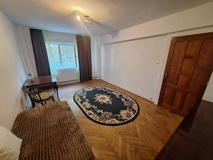 Apartament 3 cam. decomandat, 74 mp, 2 intrări separate, centrala, boxa proprie, investiție  - imagine 3