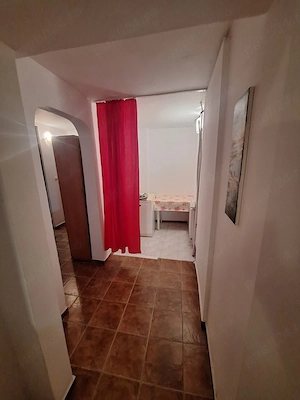 Apartament 3 cam. decomandat, 74 mp, 2 intrări separate, centrala, boxa proprie, investiție  - imagine 12