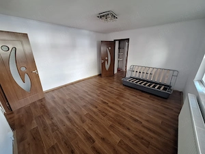 Apartament 2 camere, Zona Soarelui, 52 mp, baie cu geam, parter înalt. - imagine 8
