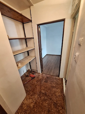 Apartament 2 camere, Zona Soarelui, 52 mp, baie cu geam, parter înalt. - imagine 4