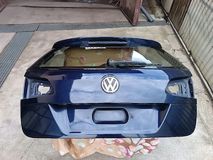 Haion Vw Passat B7 culoare albastru 