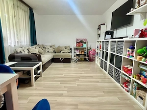 Apartament 2 camere, 53 mp, parcare, zona Tractorul - imagine 3