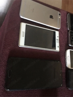 telefoane colectie vintage cu butoane nokia samsung 