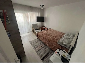 Apartament de vânzare - imagine 2