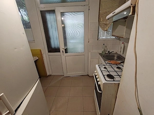 Ap. 2 cam. Copou langa CUZA,300 eur.  - imagine 5