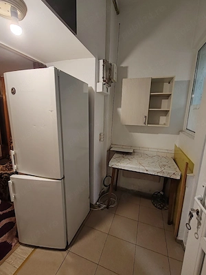 Ap. 2 cam. Copou langa CUZA,300 eur.  - imagine 9