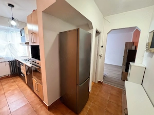 Inchiriez apartament 2 camere - imagine 6