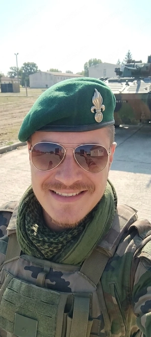 Cuplu căutăm fata sau cuplu
