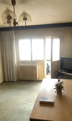 vand apartament cu 3 camere - imagine 2