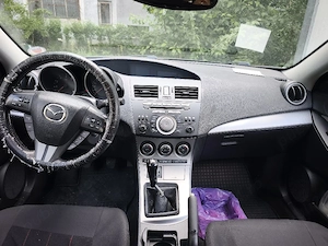 Mazda 3 1.6 benzina 105Cp 2009 - imagine 2