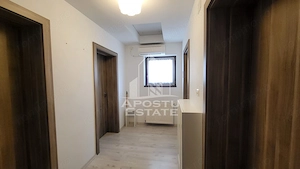 Duplex despartit prin zid dublu,4 camere,2 bai,Dumbravita Kaufland - imagine 11