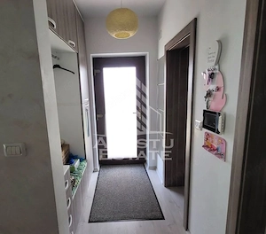 Duplex despartit prin zid dublu,4 camere,2 bai,Dumbravita Kaufland - imagine 10