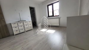 Duplex despartit prin zid dublu,4 camere,2 bai,Dumbravita Kaufland - imagine 17