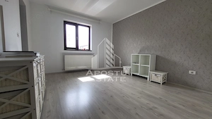 Duplex despartit prin zid dublu,4 camere,2 bai,Dumbravita Kaufland - imagine 16