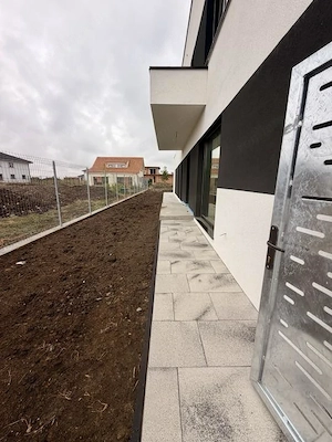 Duplex P+1E cu supanta, model deosebit, 4 camere, 4 bai - Dumbravita