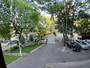 Garsoniera in zona Tatarasi, igienizata si renovata. - imagine 8