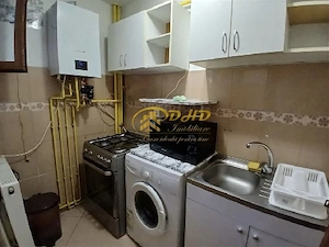Garsoniera in zona Tatarasi, igienizata si renovata. - imagine 3