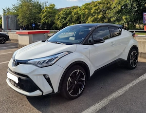 Vinzare rapida,auto Toyota CHR GR 2.0 benzi hibrid  - imagine 2