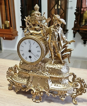 Ceas de semineu cu pendul 