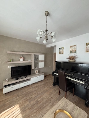 Apartament 3 camere, vila