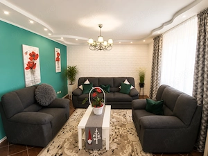 Vilă P+1 de vânzare în Vârfu Câmpului | 1.082 mp teren | Garaj 60 mp - imagine 9