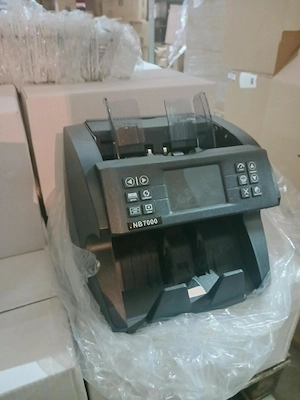 Masina Profesionala de Numarat Bani cu Numarare Valorica si Detectie Falsuri