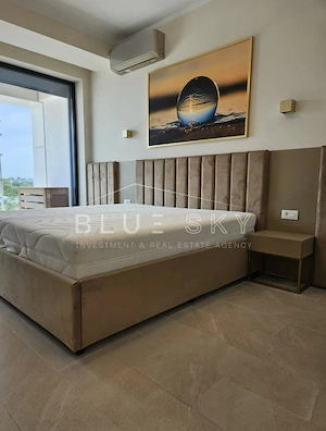 Apartament premium de inchiriat, la cativa pasi de plaja - imagine 17