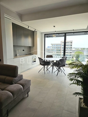 Apartament premium de inchiriat, la cativa pasi de plaja - imagine 5