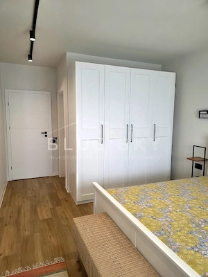 Apartament 3 camere în Mamaia-locuinta noua langa plaja - imagine 12
