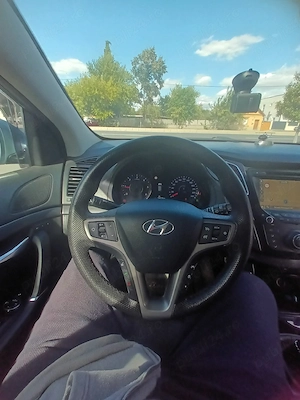 vand hyundai i 40 - imagine 3