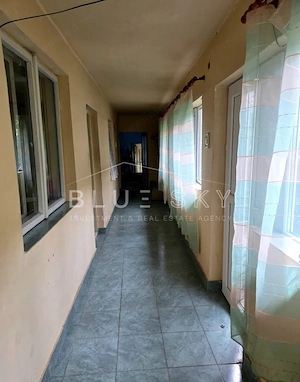 Teren cu casă demolabilă sau renovabila în Valu lui Traian, pe Calea Dobrogei - imagine 8
