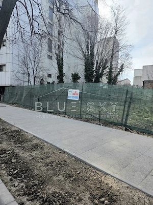 Teren 739 mp cu vizibilitate excelentă la Bulevardul Mamaia