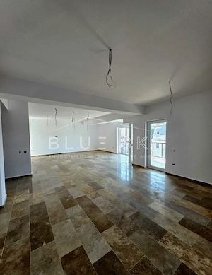 Apartament exclusivist 4 camere situat intr-o vilă cu lift, Zona Faleza Nord - imagine 4