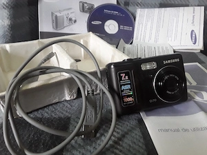Aparat Foto Retro Samsung D70 - PERFECT FUNCȚIONAL - Pachet Complet   Full Box Vintage Digicam Y2K