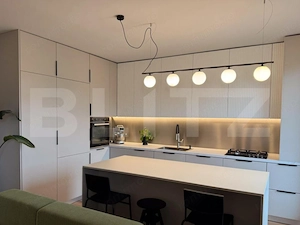 Apartament 3 camere la cheie, 60 mp + balcon, zona IRIS - imagine 2