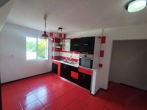 vand apartament 3 camere strada covasna Brâncoveanu 
