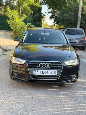 Audi A 4 B8 - imagine 3