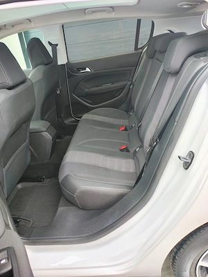 Peugeot 308 PureTech 130 GPF Stop&Start Allure Pack, 2019, Panoramic, Full Option - imagine 17