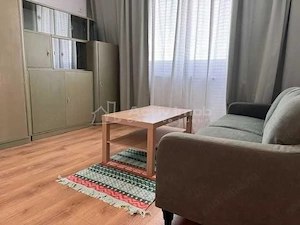 3 camere semidecomandat - Tineretului