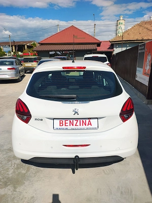 Peugeot 208 PureTech 110 Allure Automata, 2018, 7.600 EUR - imagine 5