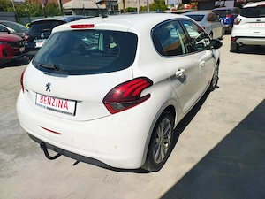 Peugeot 208 PureTech 110 Allure Automata, 2018, 7.600 EUR - imagine 6