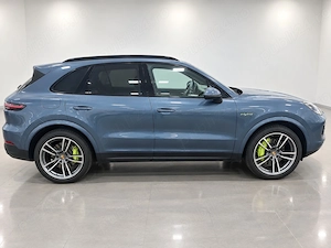 PORSCHE CAYENNE 3.0 E-HYBRID 462hp   2019  160.000 KM posibilitate finatare - imagine 2