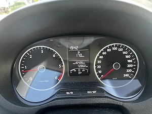 Volkswagen Polo 1.6 TDI - imagine 10