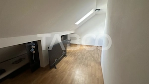 Apartament 98 mpu  4 camere cu balcon zona Terezian Sibiu - imagine 7